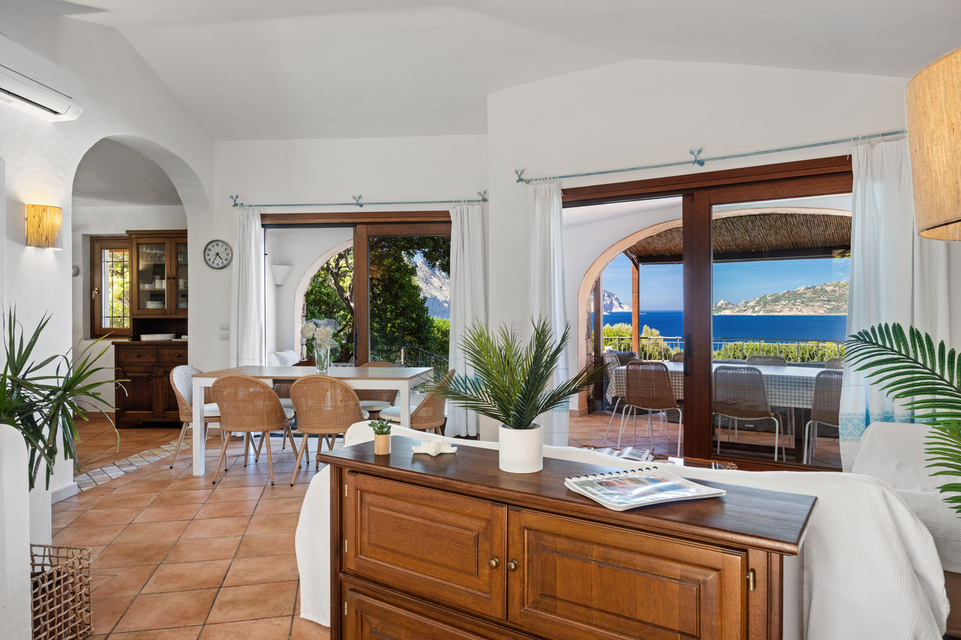 Villa Molara - Soggiorno con vista mare e accesso alla terrazza